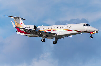 China Eastern Business Jet aircraft photo 3