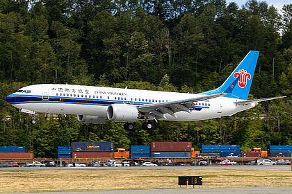 China Southern Airlines aircraft photo 18