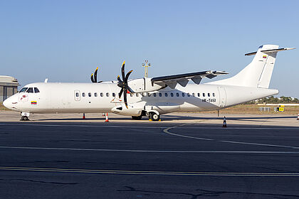 Clic aircraft photo 4