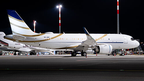 Comlux Malta aircraft photo 5