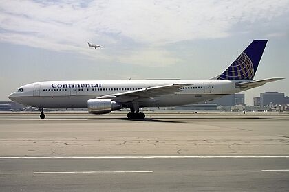 Continental Airlines aircraft photo 2