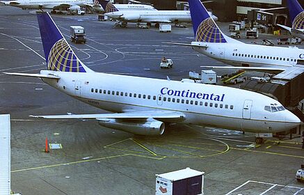 Continental Airlines aircraft photo 5