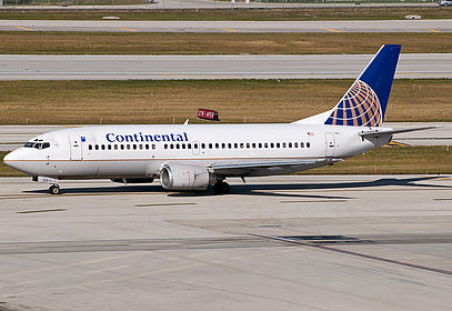 Continental Airlines aircraft photo 8
