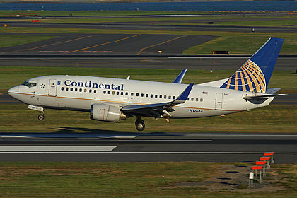 Continental Airlines aircraft photo 10
