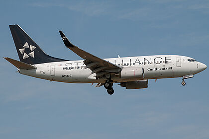 Continental Airlines aircraft photo 11