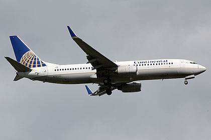 Continental Airlines aircraft photo 13