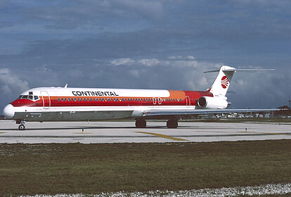 Continental Airlines aircraft photo 42