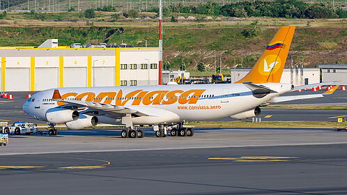 Conviasa aircraft photo 4