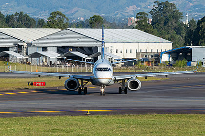 Copa Airlines Colombia aircraft photo 3