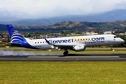 Copa Airlines Colombia aircraft photo 4