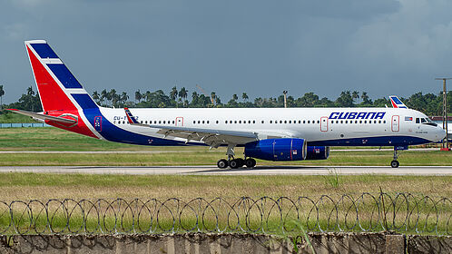 Cubana aircraft photo 8