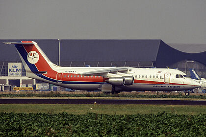 Dan-Air London aircraft photo 21