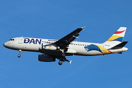 Dan Air aircraft photo 4