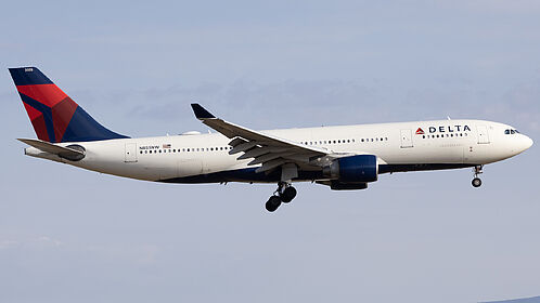 Delta Air Lines aircraft photo 14