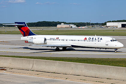Delta Air Lines aircraft photo 21