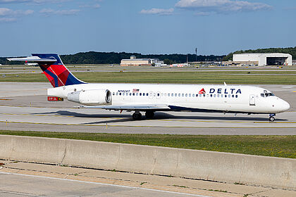 Delta Air Lines aircraft photo 22