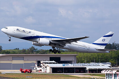 El Al Israel Airlines aircraft photo 6