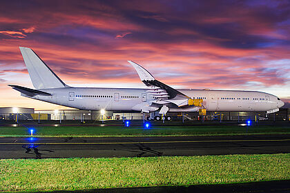 Emirates aircraft photo 10