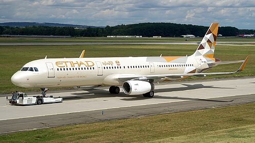 Etihad Airways aircraft photo 5