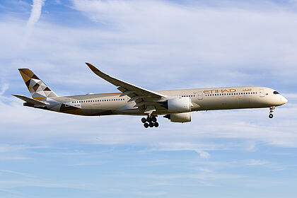 Etihad Airways aircraft photo 10