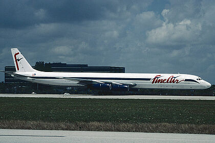 Fine Air aircraft photo 3