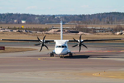 Flybe Nordic aircraft photo 3