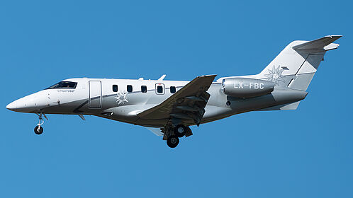 Flying Group aircraft photo 2