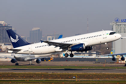 FLYONE Asia aircraft photo 2