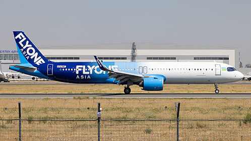 FLYONE Asia aircraft photo 4