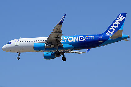 FLYONE aircraft photo 2