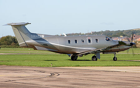 FlySolutions aircraft photo 2