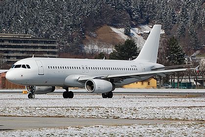 GB Airways aircraft photo 2
