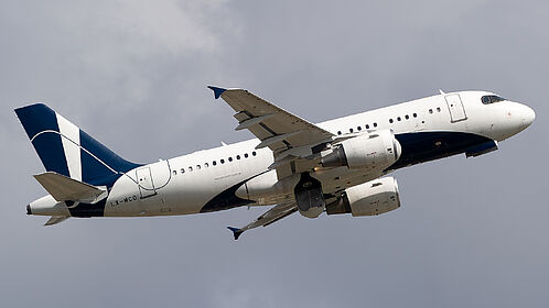 Global Jet Luxembourg aircraft photo 4