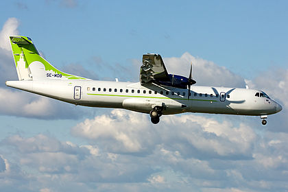 Golden Air aircraft photo 2
