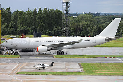 Hans Airways aircraft