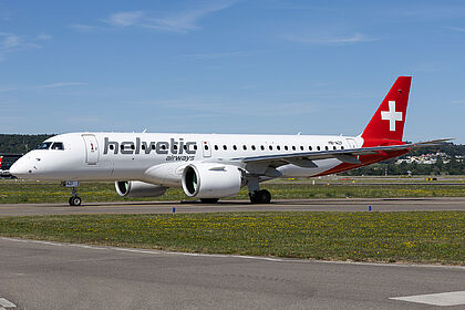 Helvetic Airways aircraft photo 2