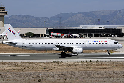 Hermes Airlines aircraft photo 3