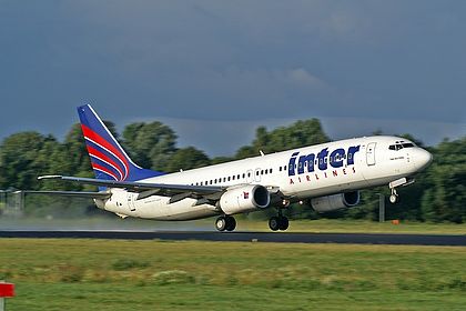 Inter Airlines aircraft photo 4