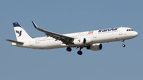 Iran Air aircraft photo 12
