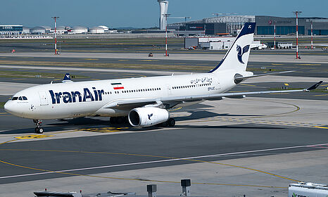 Iran Air aircraft photo 13