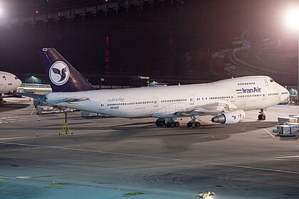 Iran Air aircraft photo 15