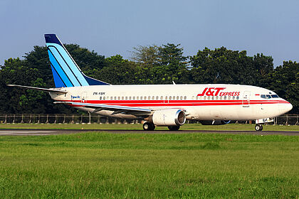 J&T Express aircraft photo 2