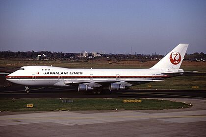 Japan Air Lines aircraft photo 4