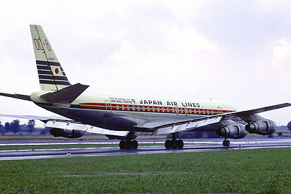 Japan Air Lines aircraft photo 11
