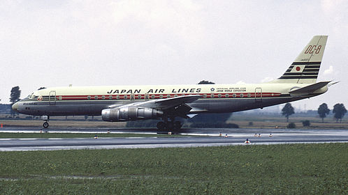 Japan Air Lines aircraft photo 12