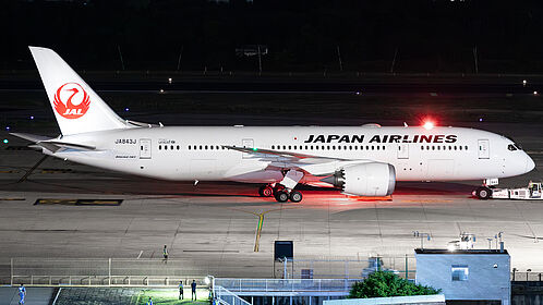 Japan Airlines aircraft photo 12