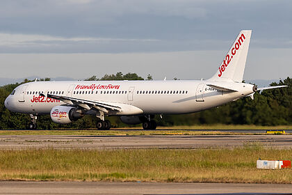 Jet2 aircraft photo 2