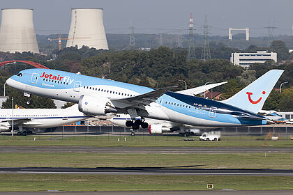 Jetairfly aircraft photo 11