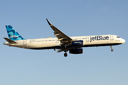 JetBlue aircraft photo 5