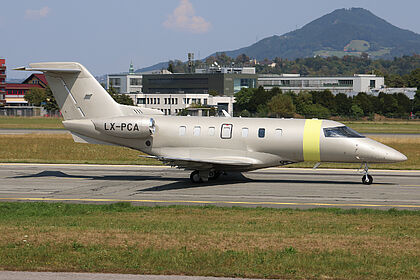 Jetfly Aviation aircraft photo 4